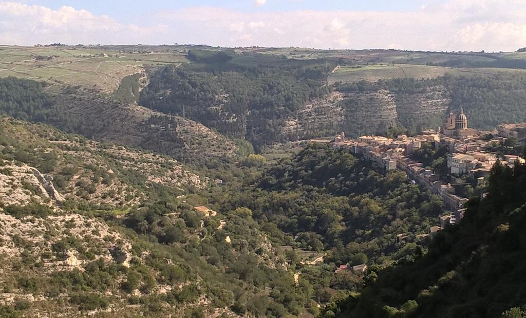 La Rotonda Holiday Home Ragusa Eksteriør billede
